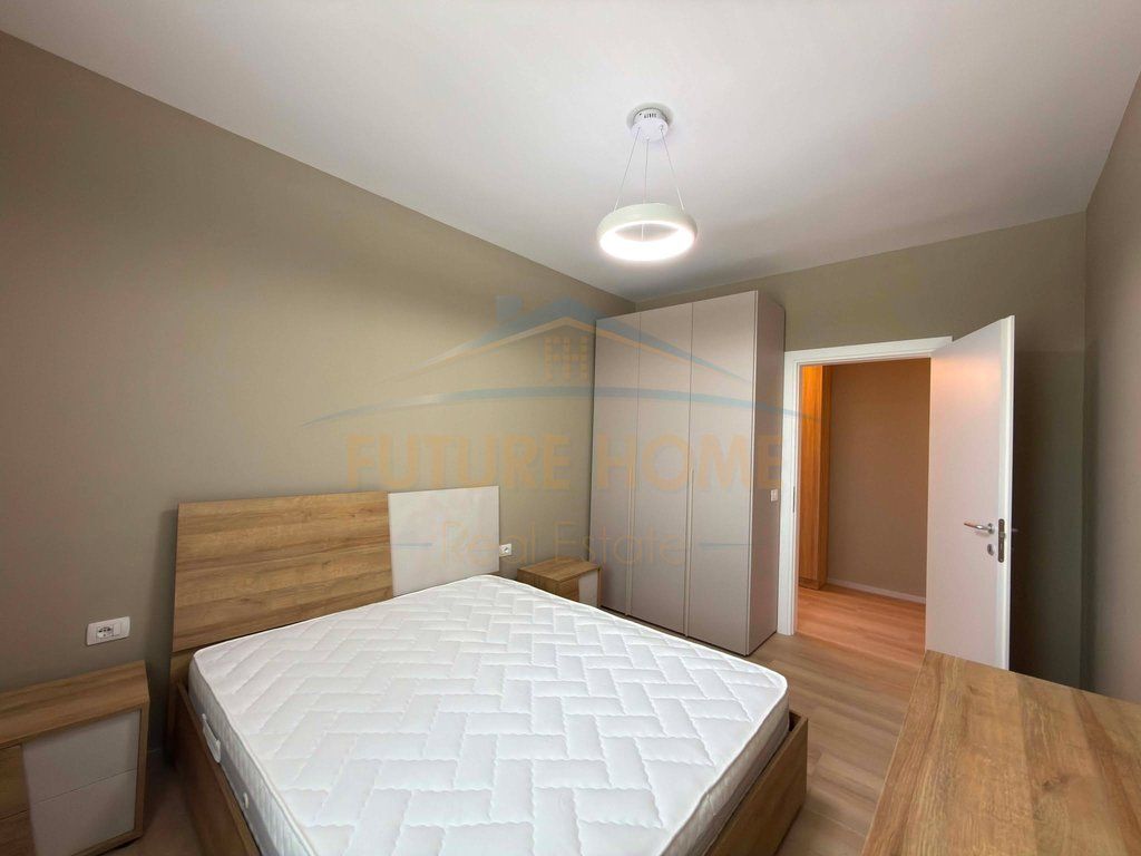 Shitet, Apartament 2+1, Unaza e Re