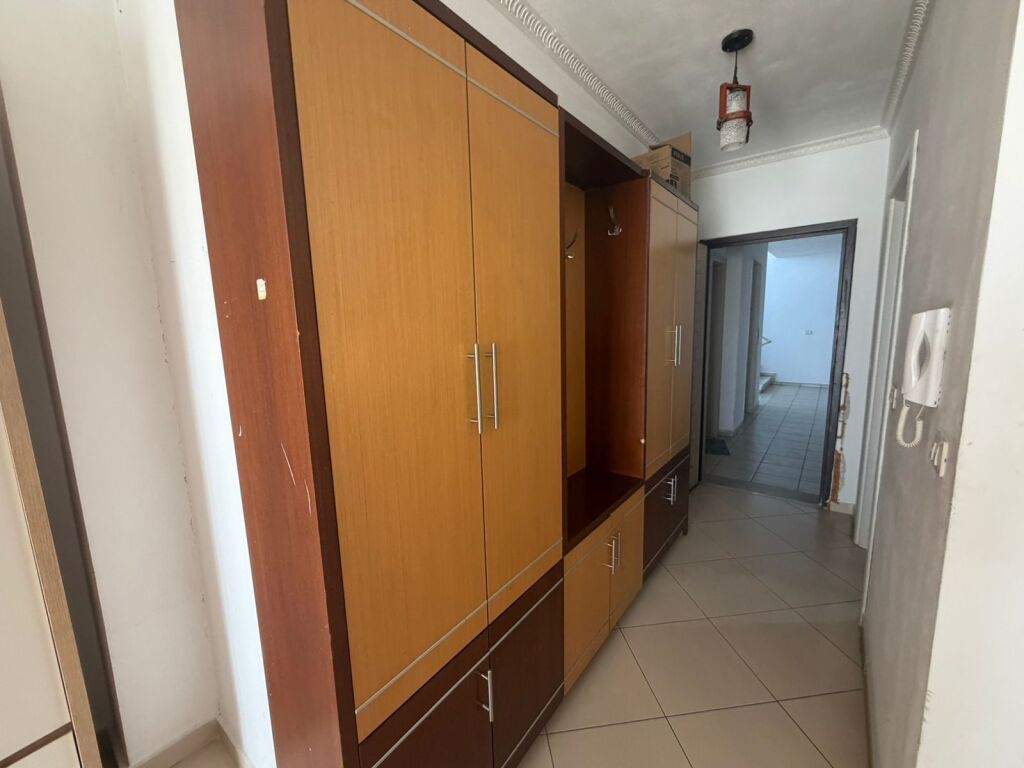 Affittasi 1+1 ASTIR 400€