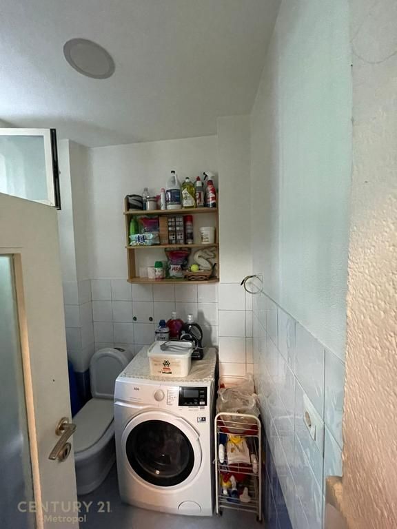 Okazion! Apartament 2+1+2 per shitje ne Allias!