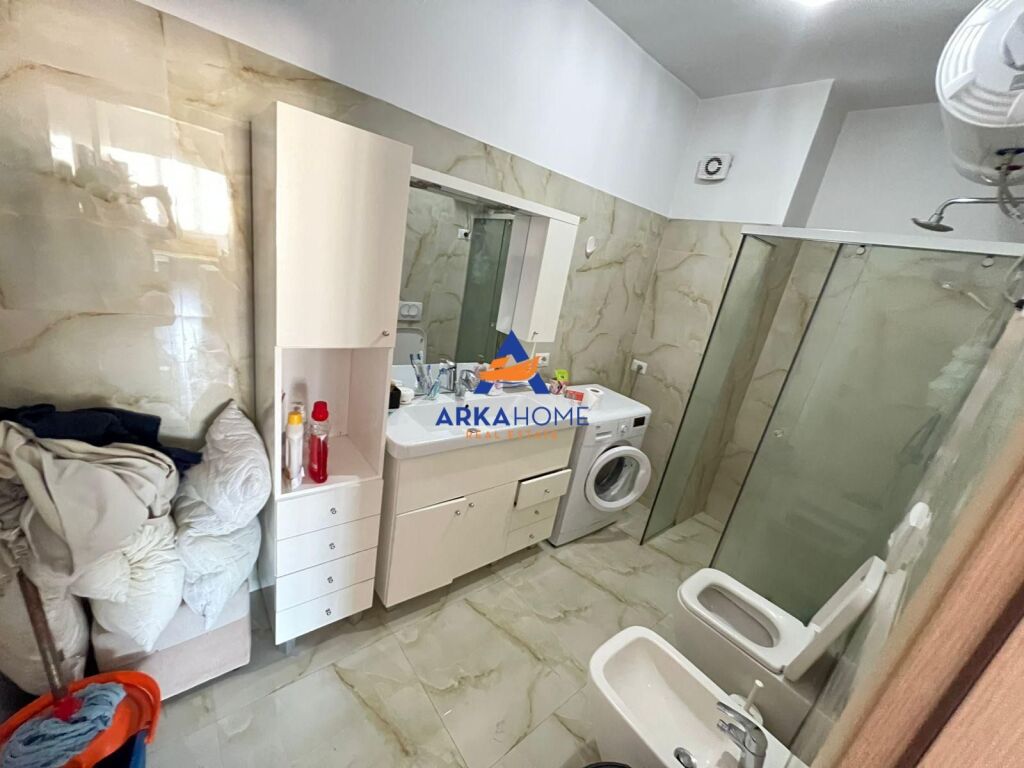 JEPET APARTAMENT ME QERA 1+1+BALLKON "VASIL SHANTO" 600 EURO