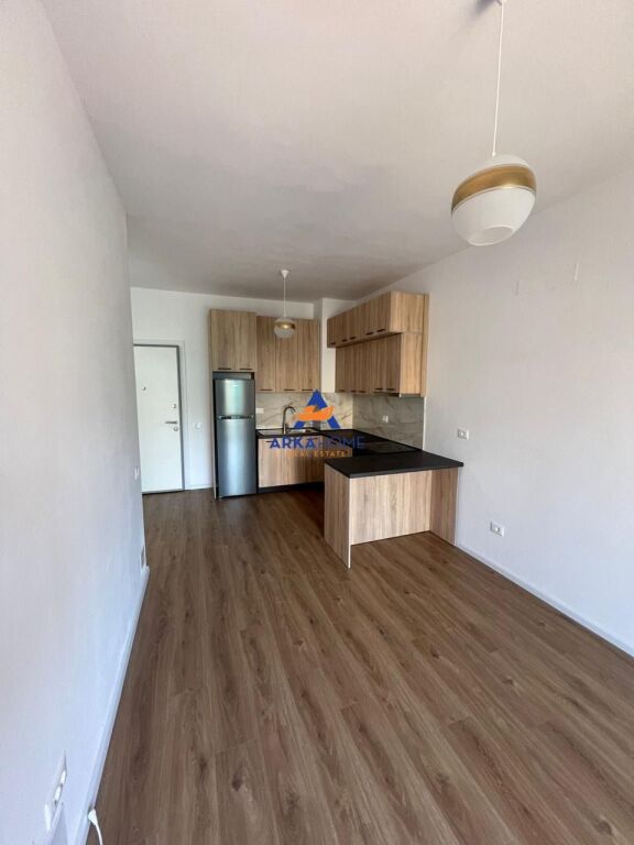 SHITET APARTAMENT 1+1+BALLKON "REZIDENCA KADIU,ALI DEMI" 103.500 EURO (I DISKUTUESHEM)