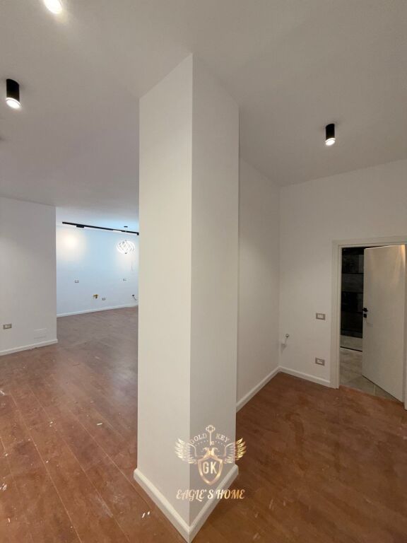 SHITET Super APARTAMENT  • 2+1+2 + Verande  📍 Adresa:Lagja 2, Sefer Efendiu •  