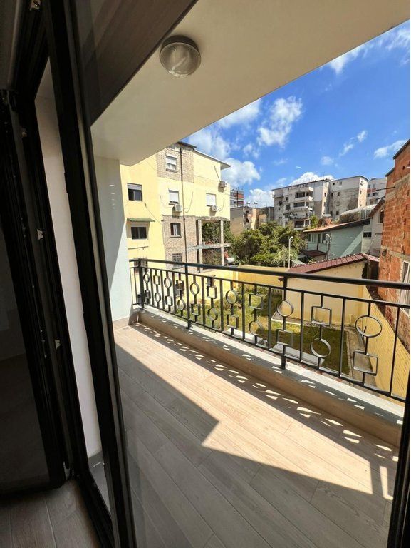 Shitet, Apartament 1+1, Rruga e Elbasanit