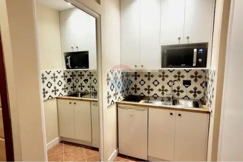 Apartment 2+1+2 in Center
