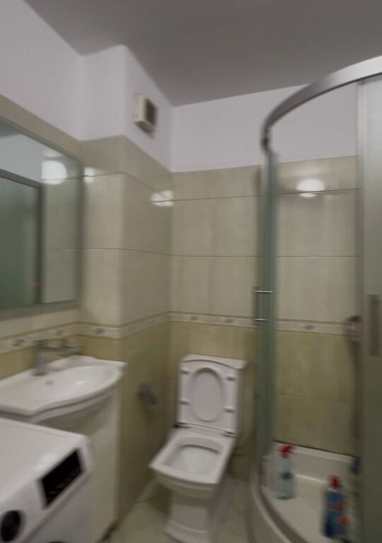 Shitet, Apartament 1+1, Tregu Ri Elektrik, Ali Demi, Tirane