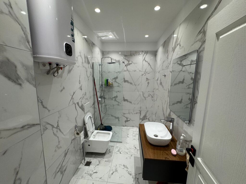 🏡 Shitet Apartament 1+1 Golem