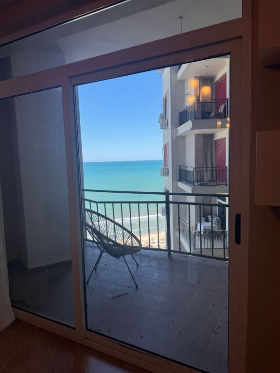🏡 Shitet Apartament 1+1 me Pamje Deti  Golem 🌊