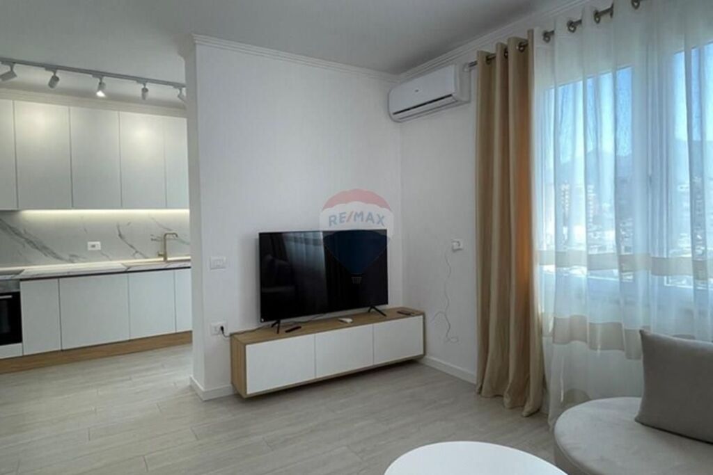 Apartament me qera tek Petro Nini
