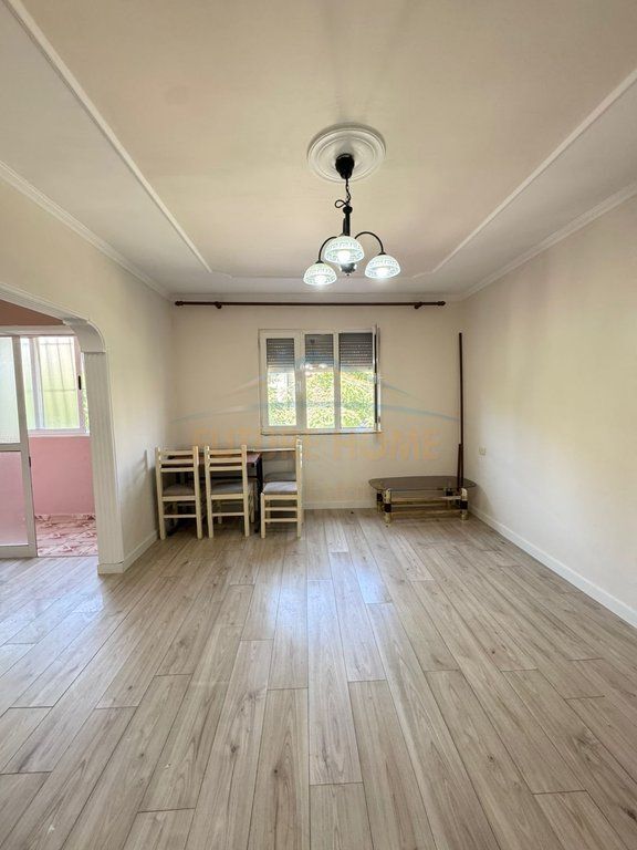 Shitet, Apartament 1+1, Irfan Tomini, Tiranë