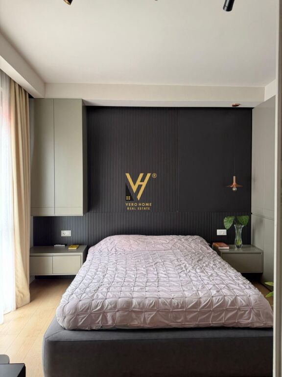 SHITET APARTAMENT 2+1+2+BLK TEK ARLIS, FARMACIA 10-325.000 EURO