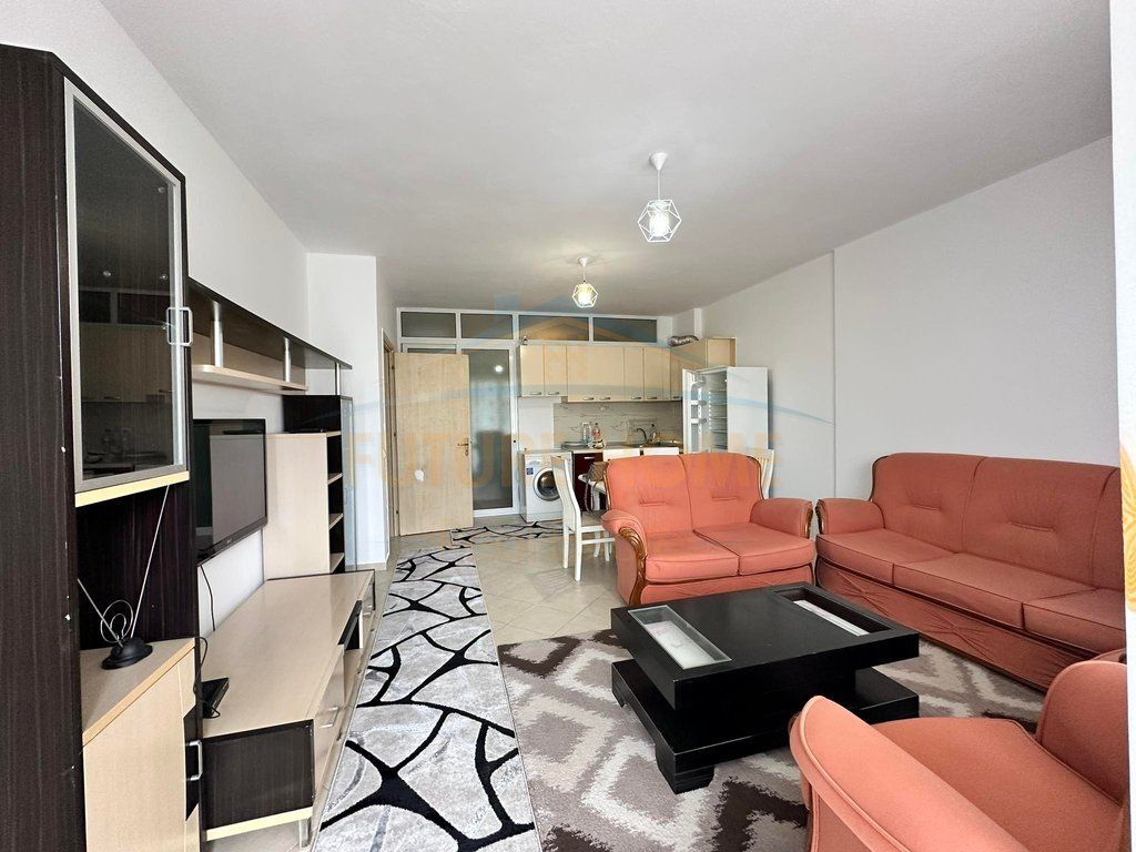 Qera, Apartament 2+1, Unaza e Re.