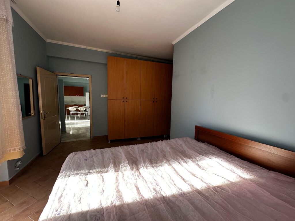 Jepet me qera Shtepia 1+1 Kodra e Priftit 340 mije leke