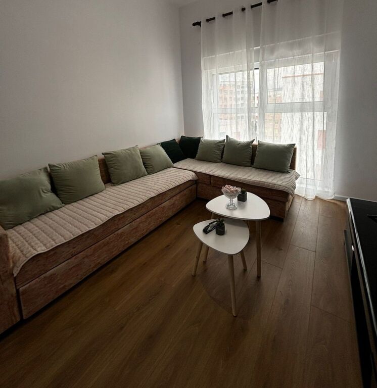 🏡 Jepet me qira apartament 2+1+2