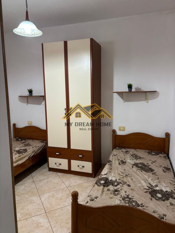 JEPET ME QERA APARTAMENT 2+1 NE LAGJIA 17 DURRES !