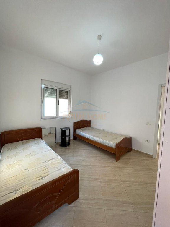 Qera, Apartament 2+1+2+Ballkon+Post Parkimi, Kodra e Priftit.