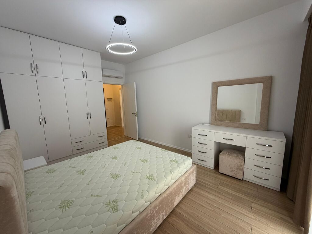 Jepet me qera 1+1 Urban Gate Astir