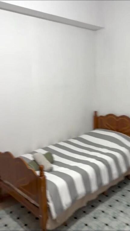Qera | Shtëpi private 2 + 1 | Rruga 5 Maji | 350 €/muaj