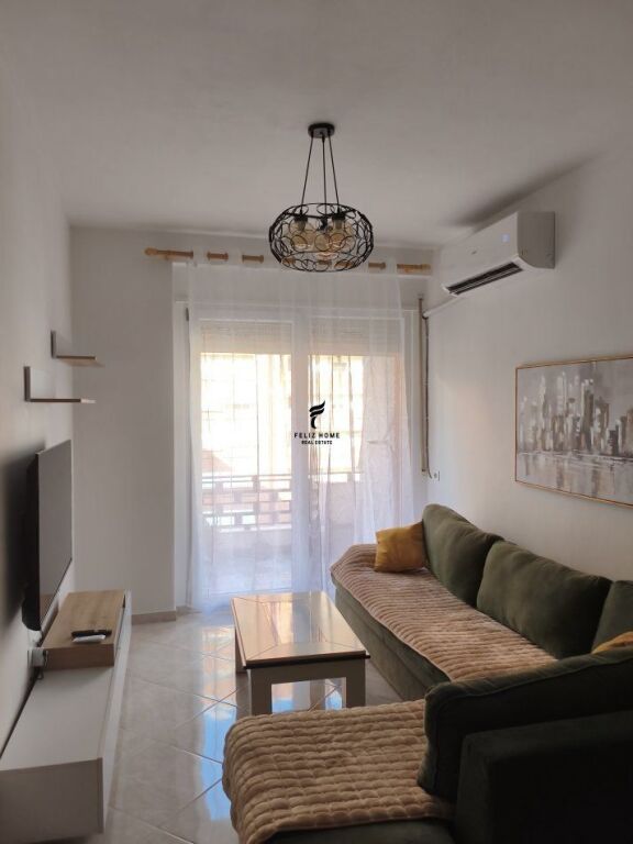 APARTAMENT ME QERA 2+1 YZBERISHT 50.000 LEKE FH-75184