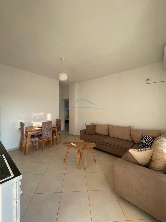 Qera, Apartament 2+1+2+Ballkon+Post Parkimi, Kodra e Priftit.