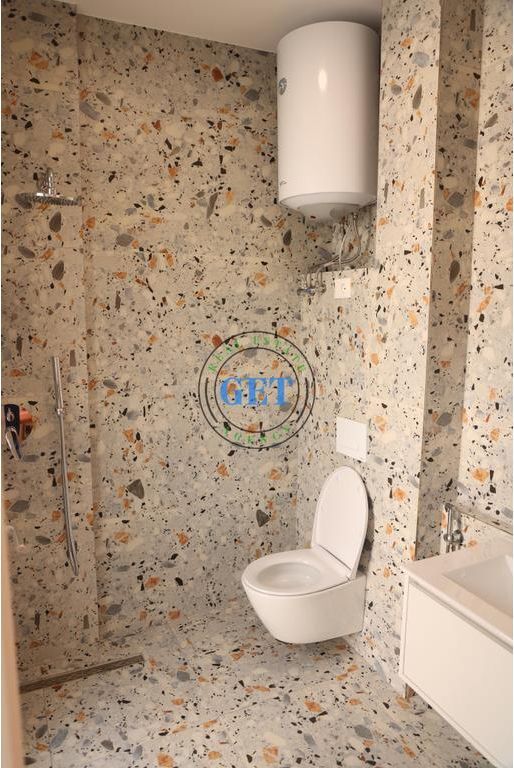 🌊 Apartament 1+1  për shitje në zonën prestigjioze të Malit të Robit — vetëm 250 metra nga deti.