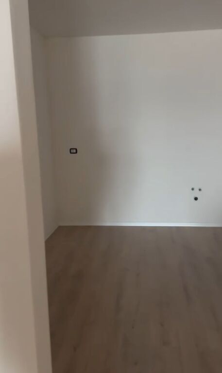 In vendita 2+1+2, Residenza Turdiu