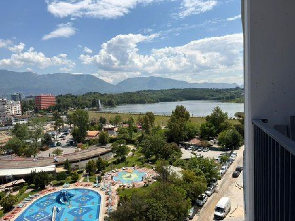 Vendesi Appartamento 2+1+2 presso Residenza Lake View!