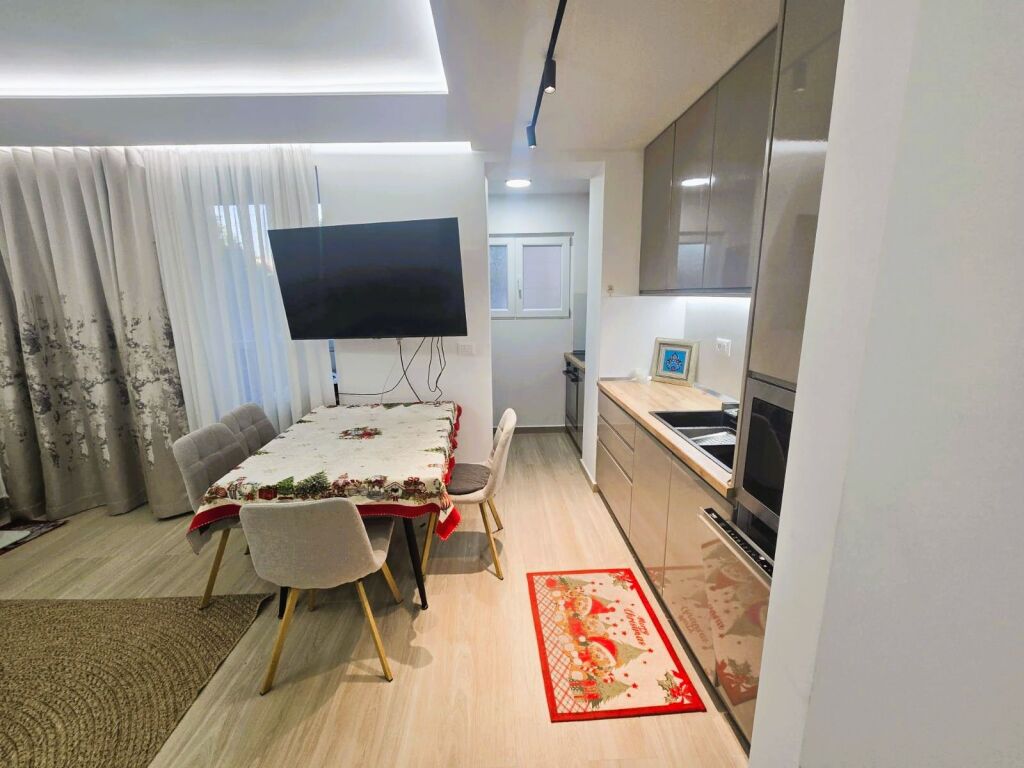 🏙️Apartament 2+1 ne shitje me vendodhje ne zonen e Brrylit📍