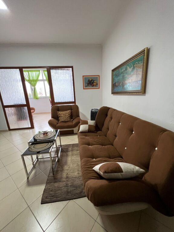 🚨Jepet me qera apartament 1+1+bllk 📍RRUGA E ELBASANIT