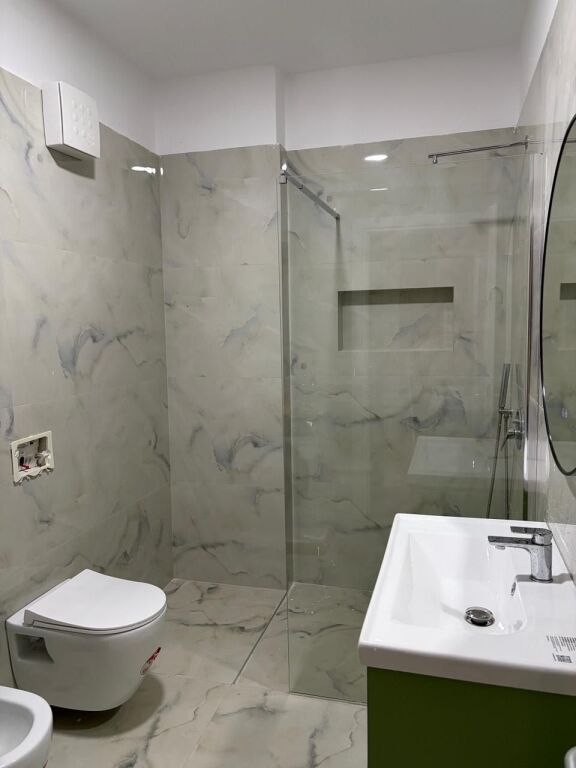 Apartament 1+1 per qera Komlpeksi Aura Laprake !