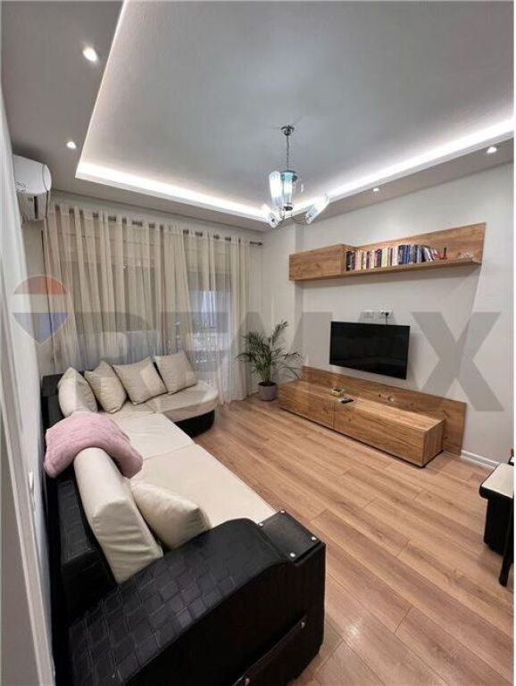 Apartament 1+1 per shitje Astir