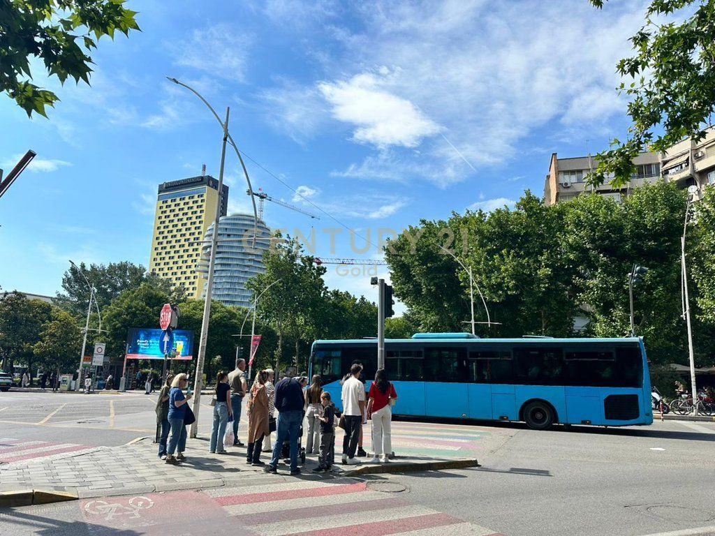 JEPET ME QIRA APARTAMENT 1+1 NE QENDER TE TIRANES (TEK USHTARI I PANJOHUR) !