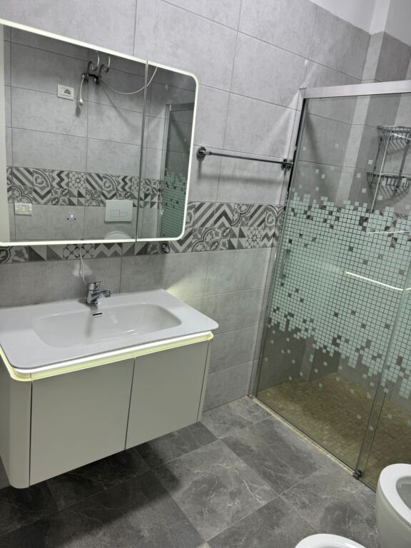 In affitto 2+1+2 GREEN CITY ASTIR 700 mila lek