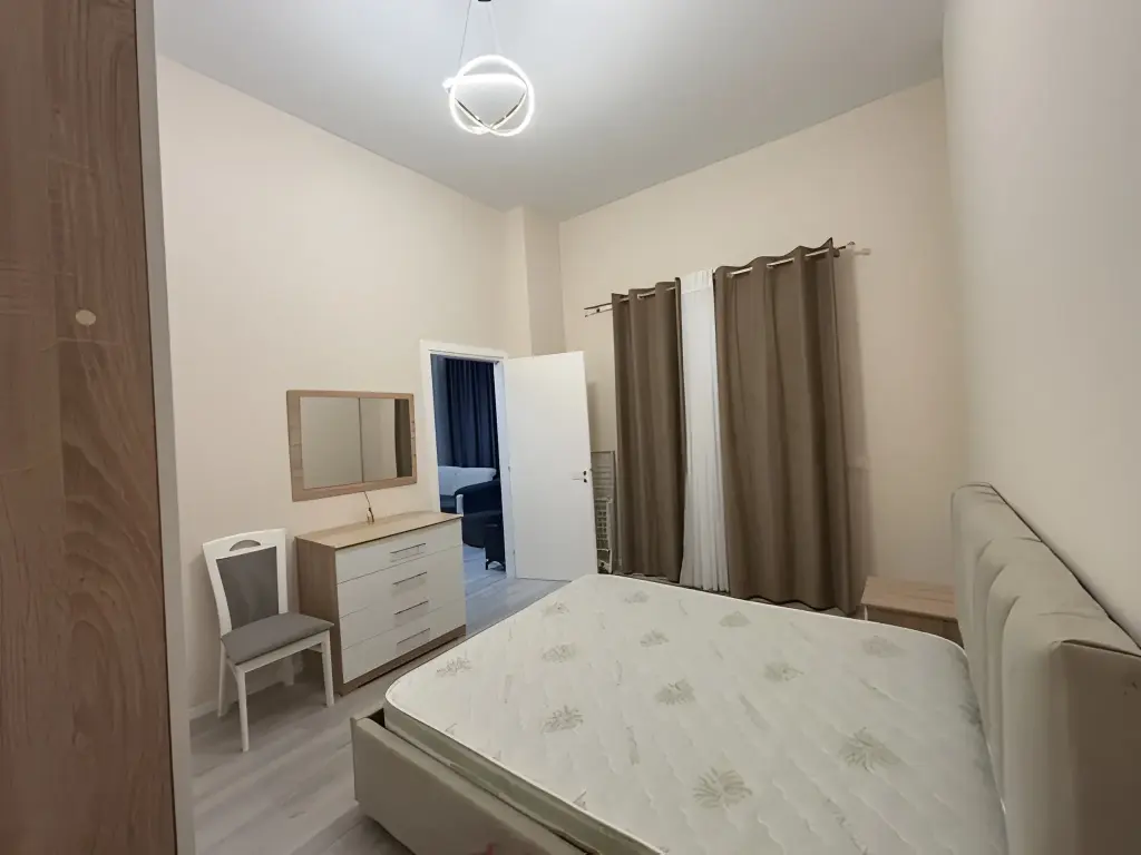 JEPET APARTAMENT 1+1 ME QIRA – Kopshti Botanik !