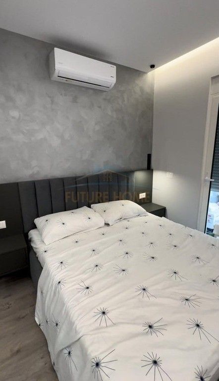Shitet Apartament 2+1 ne Fresk, afer rruges Muhamed Deliu