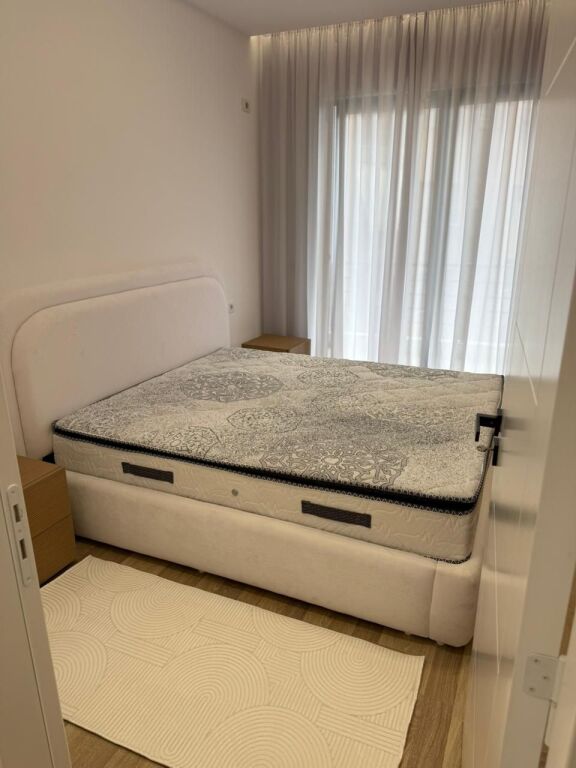 🏡 Shitet Apartament 1+1  📍 Bulevardi Migjeni