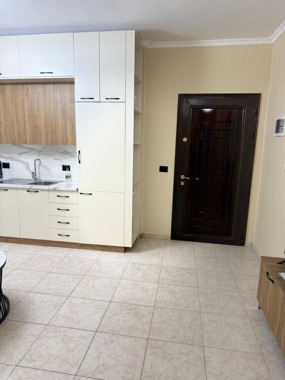 Apartament i ri 2+1