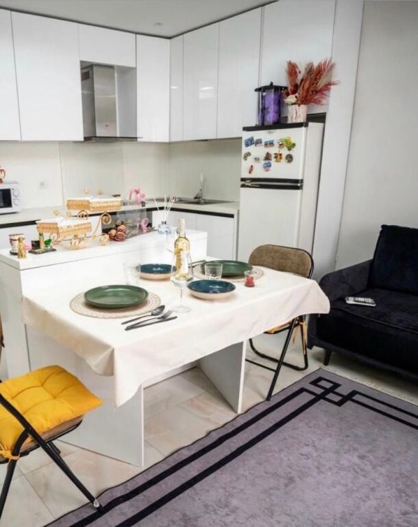 Jepet Me Qera Apartament 1+1+1 Ballkon