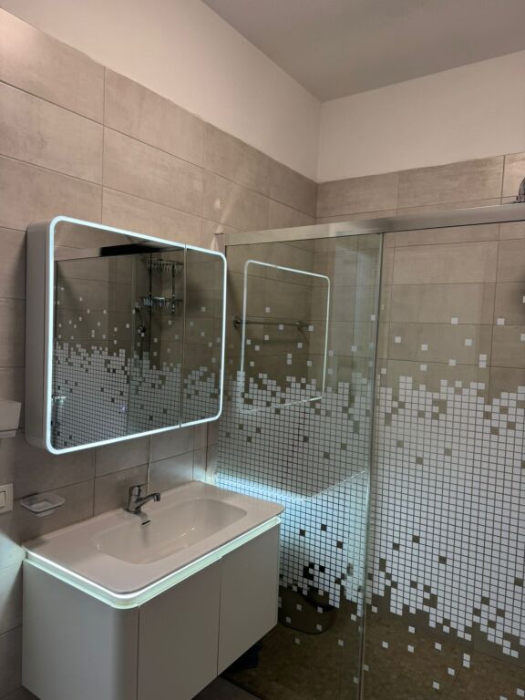 In affitto 2+1+2 GREEN CITY ASTIR 700 mila lek