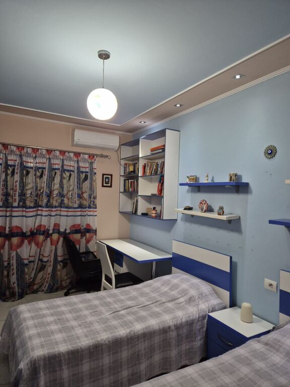 For rent Apartment 2+1 Former electric market 650 thousand lek