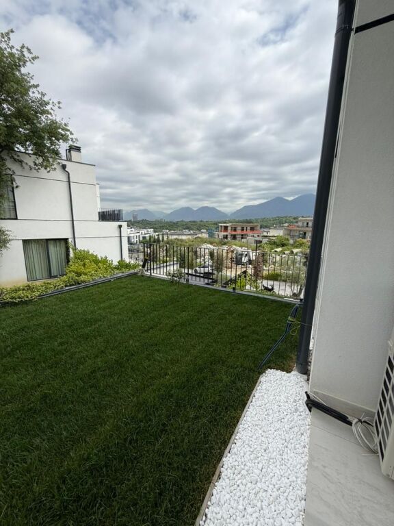 Forest Residence Jepet me qira Vile Ultra lux