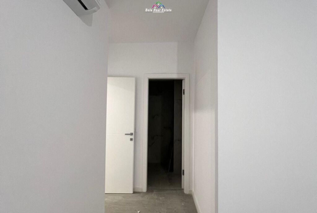 Zyre Me Qera 2+1 Tek Rruga Dritan Hoxha (ID BZ2973) Tirane