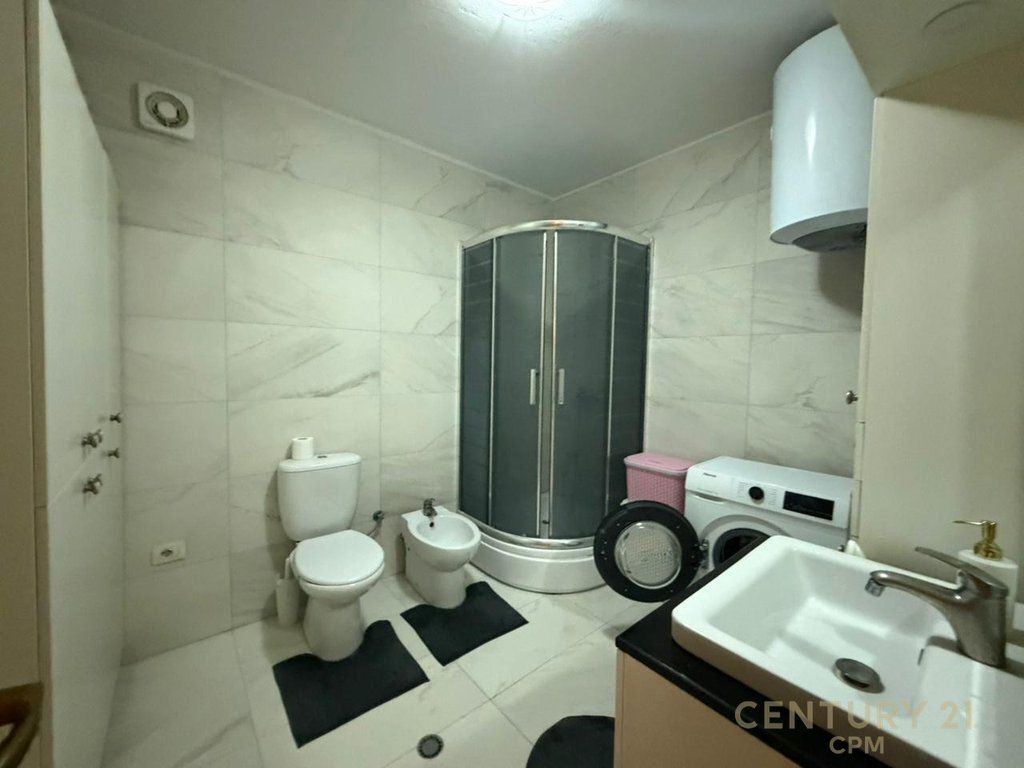 ISH STACIONI I TRENIT, SHESIM APARTAMENT 3+1