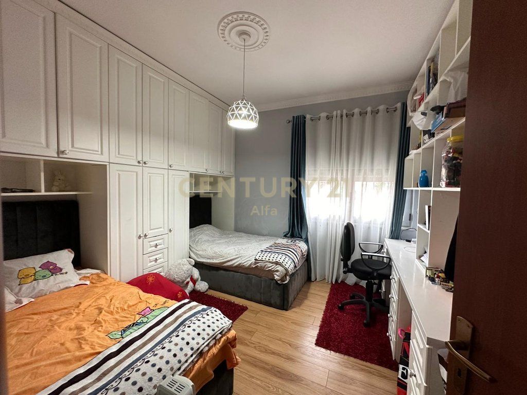 Apartament 2+1 per shitje prane ATSH