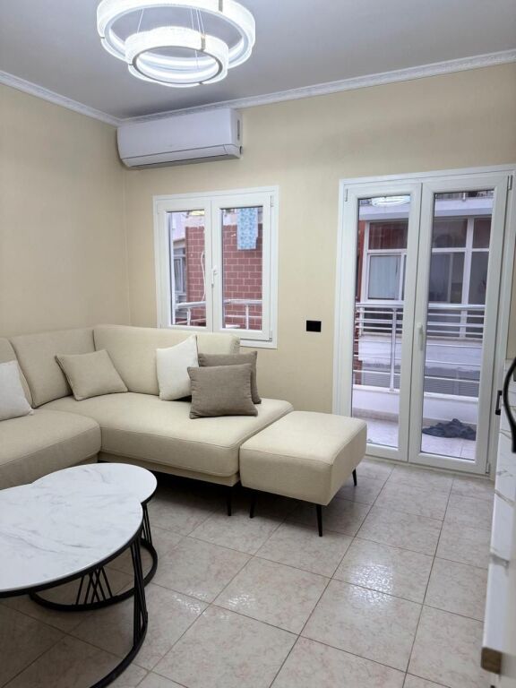 Apartament i ri 2+1