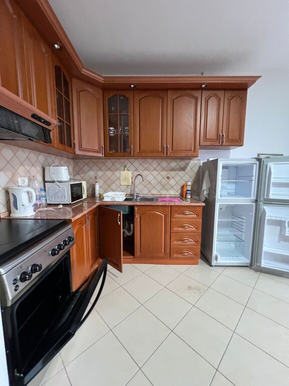 🚨Jepet me qera apartament 1+1+bllk 📍RRUGA E ELBASANIT
