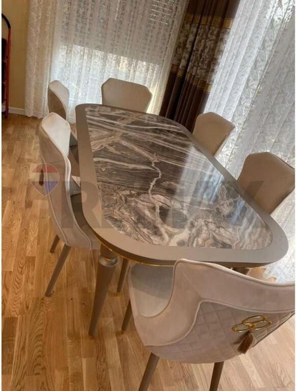 Villa su 2 Piani con Piscina in Vendita – Baia di Lalzi