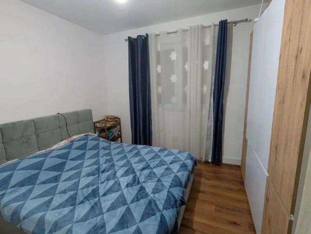 🏢 VENDESI APPARTAMENTO 2+1 – Via Congresso di Lushnja
