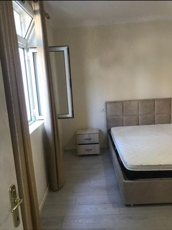 Qera | Shtëpi private 1 + 1 | Tregu Elektrik | 400 €/muaj