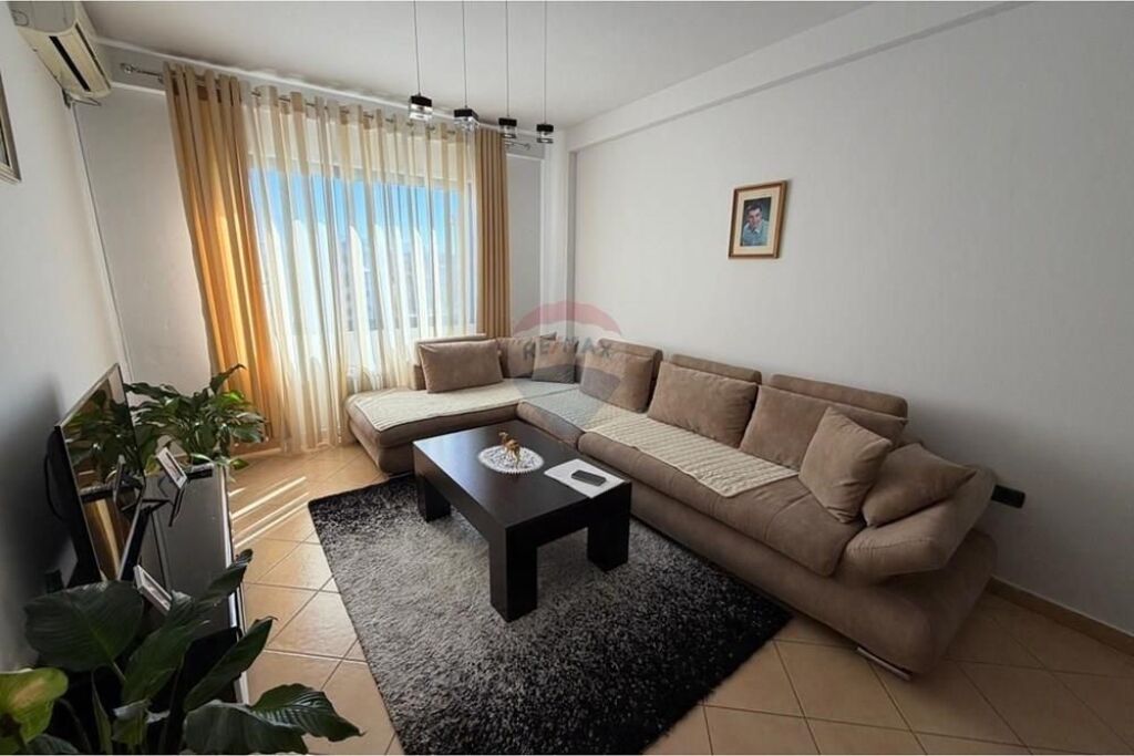 SHITET, APARTAMENT 2+1, FRESKU, TIRANA