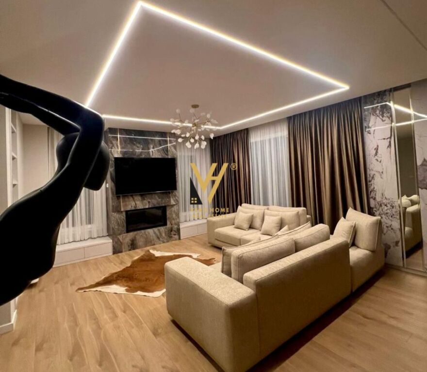 JEPET VILE LUKSOZE TRE KATESHE ME QERA TE TEG 6.500 EURO